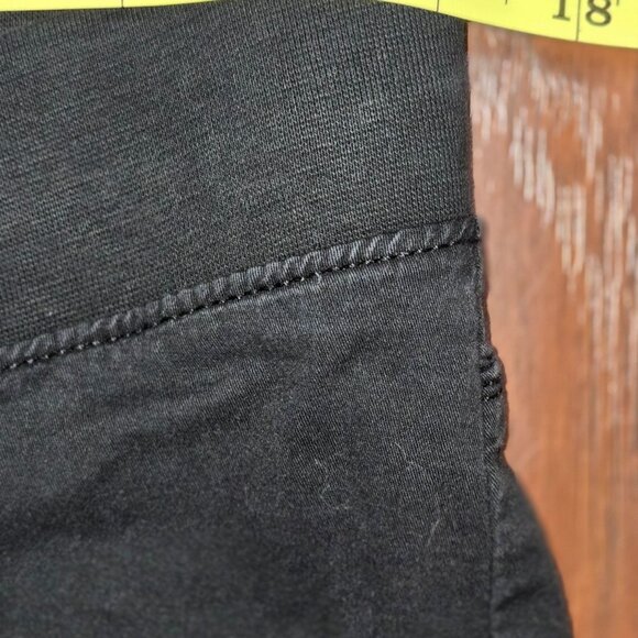 Lee 1889 Women’s Relaxed Fit Black Capris Size 14 Medium – Stretch Utility Style - Picture 3 of 10